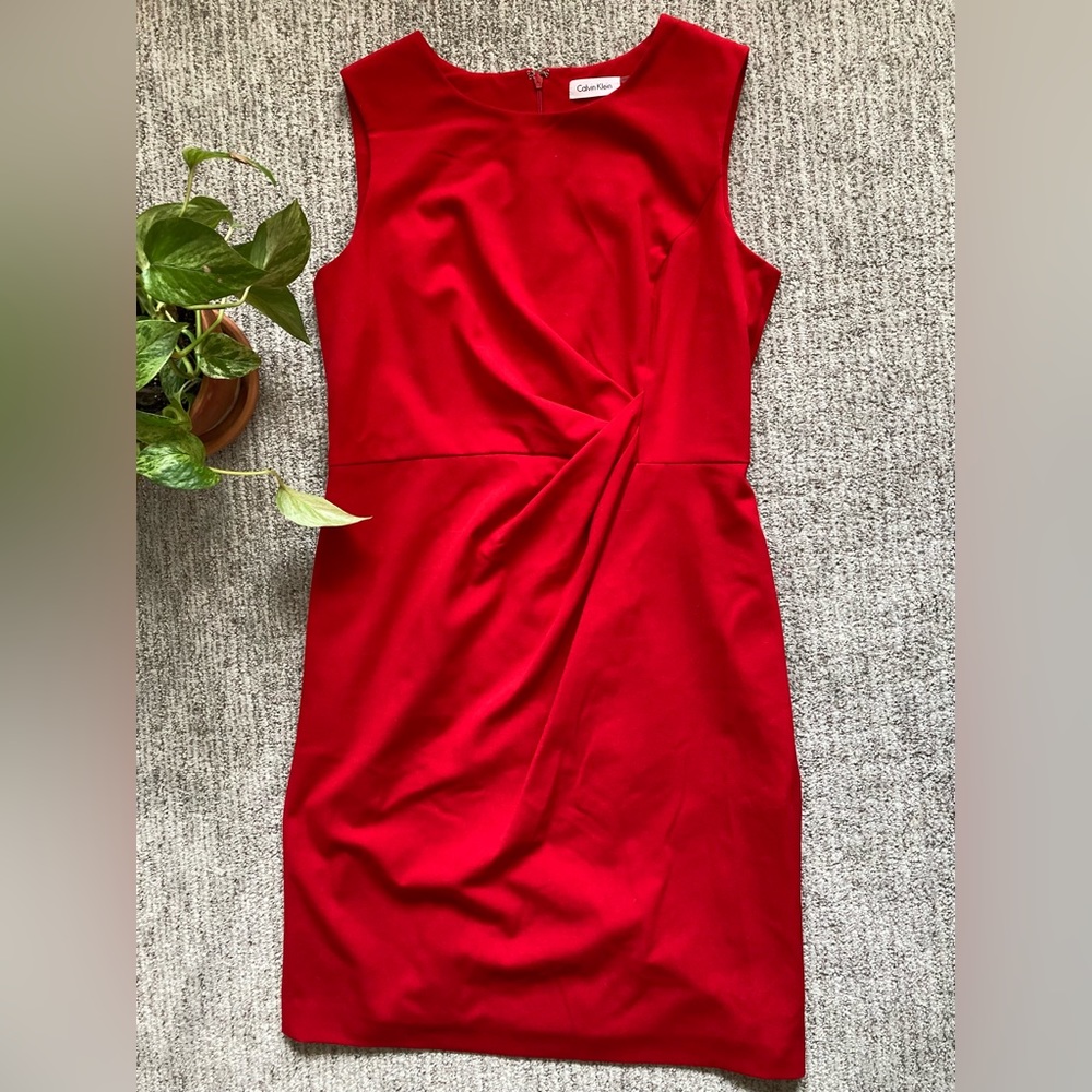 Calvin Klein size 12 shift red dress